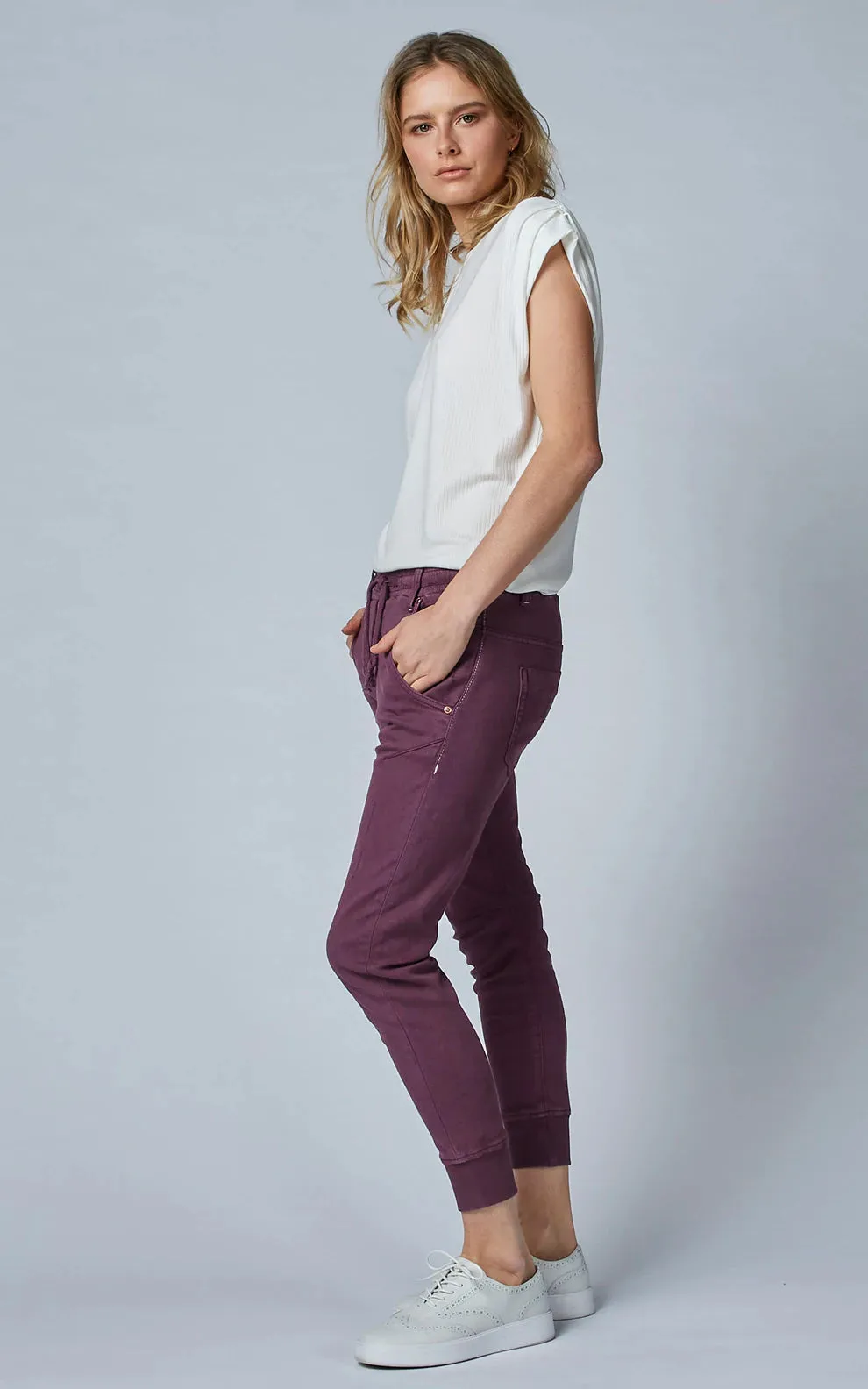 Active Cuffed Jeans - Wild Ginger