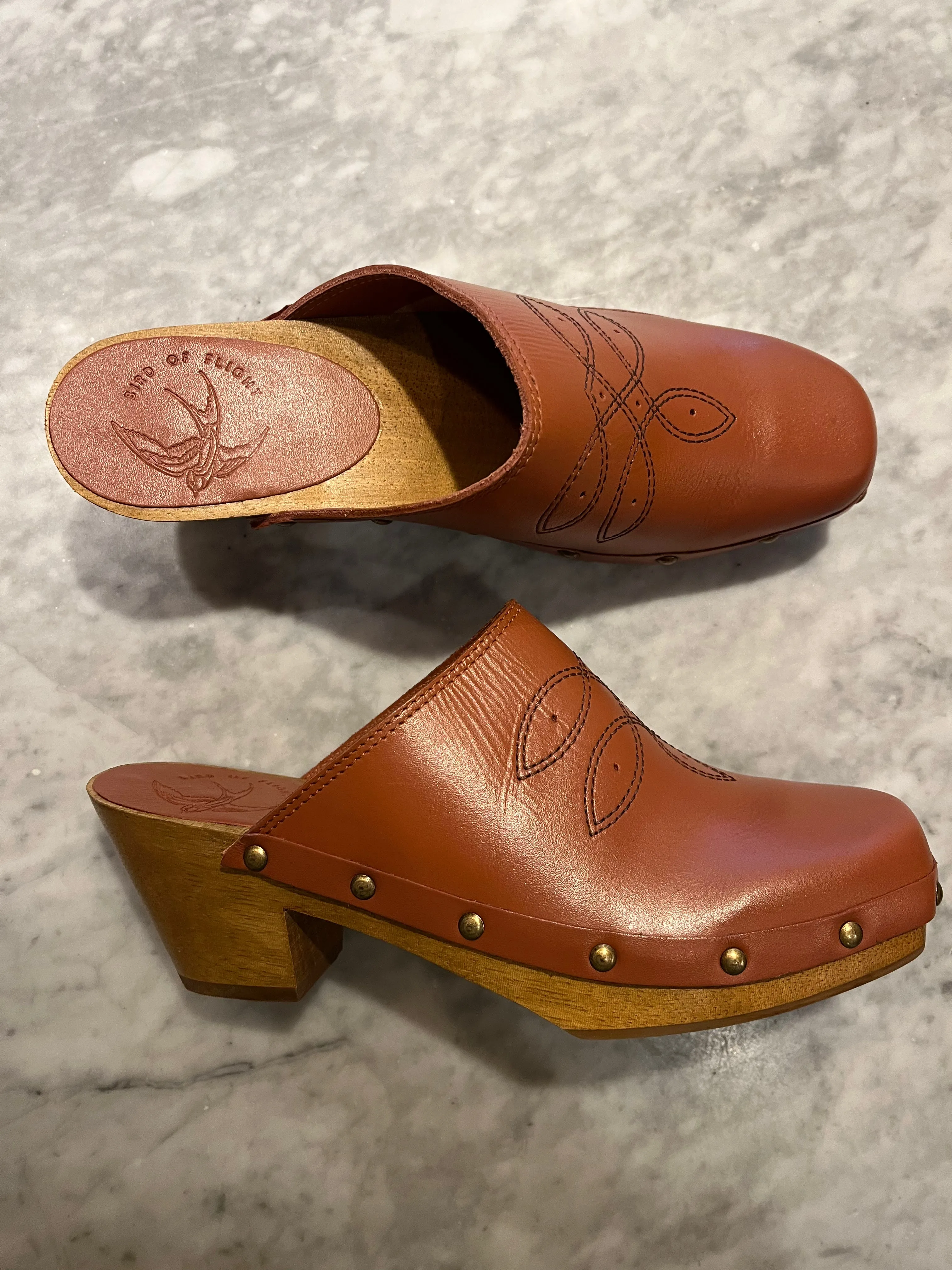 Bird Of Flight Shy Clogs - Clay