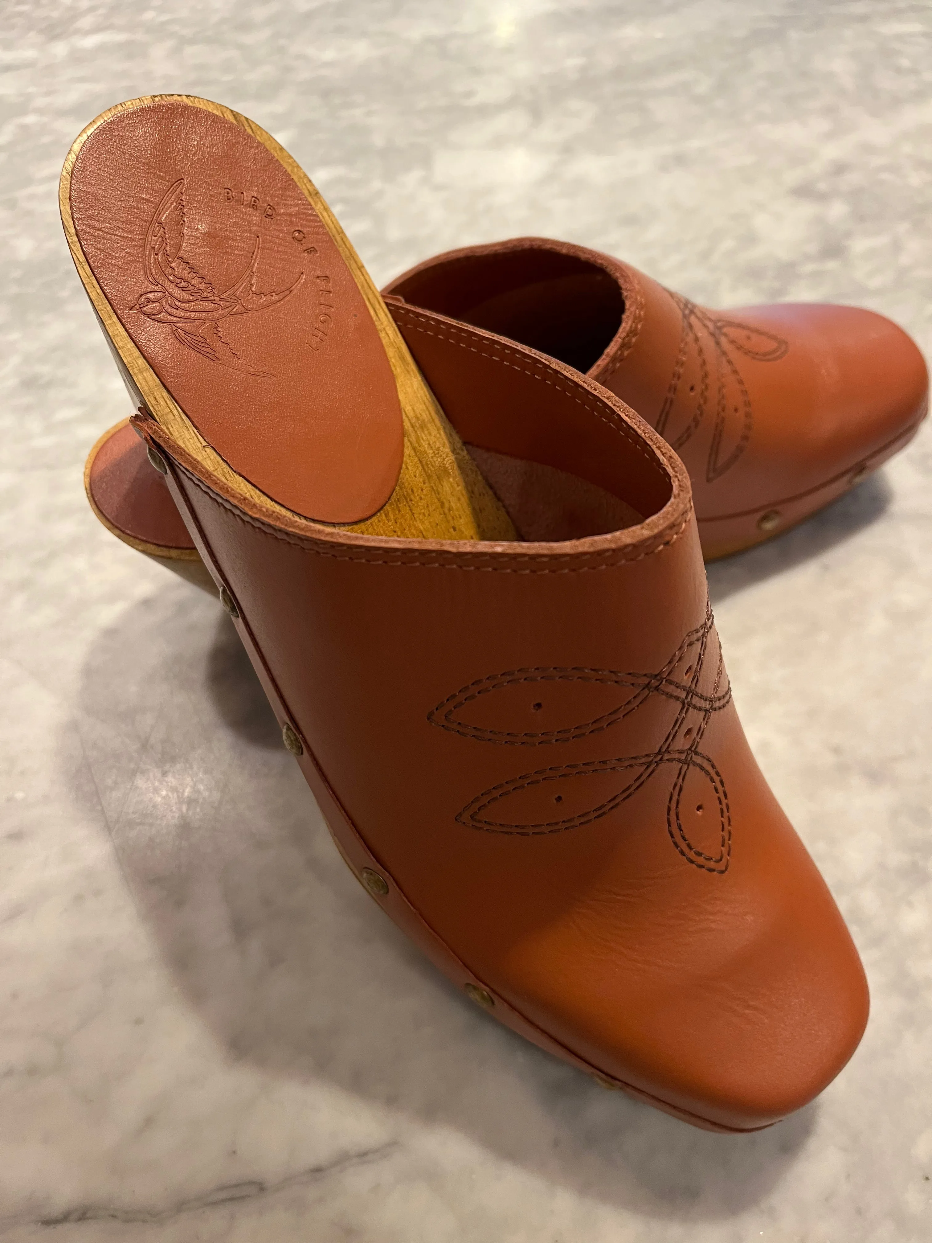 Bird Of Flight Shy Clogs - Clay