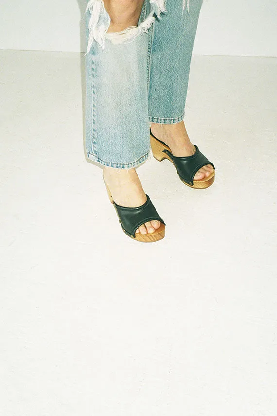 Black Beatrice Clog