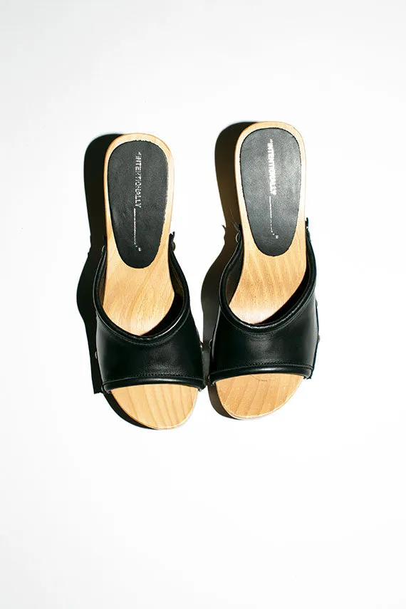 Black Beatrice Clog