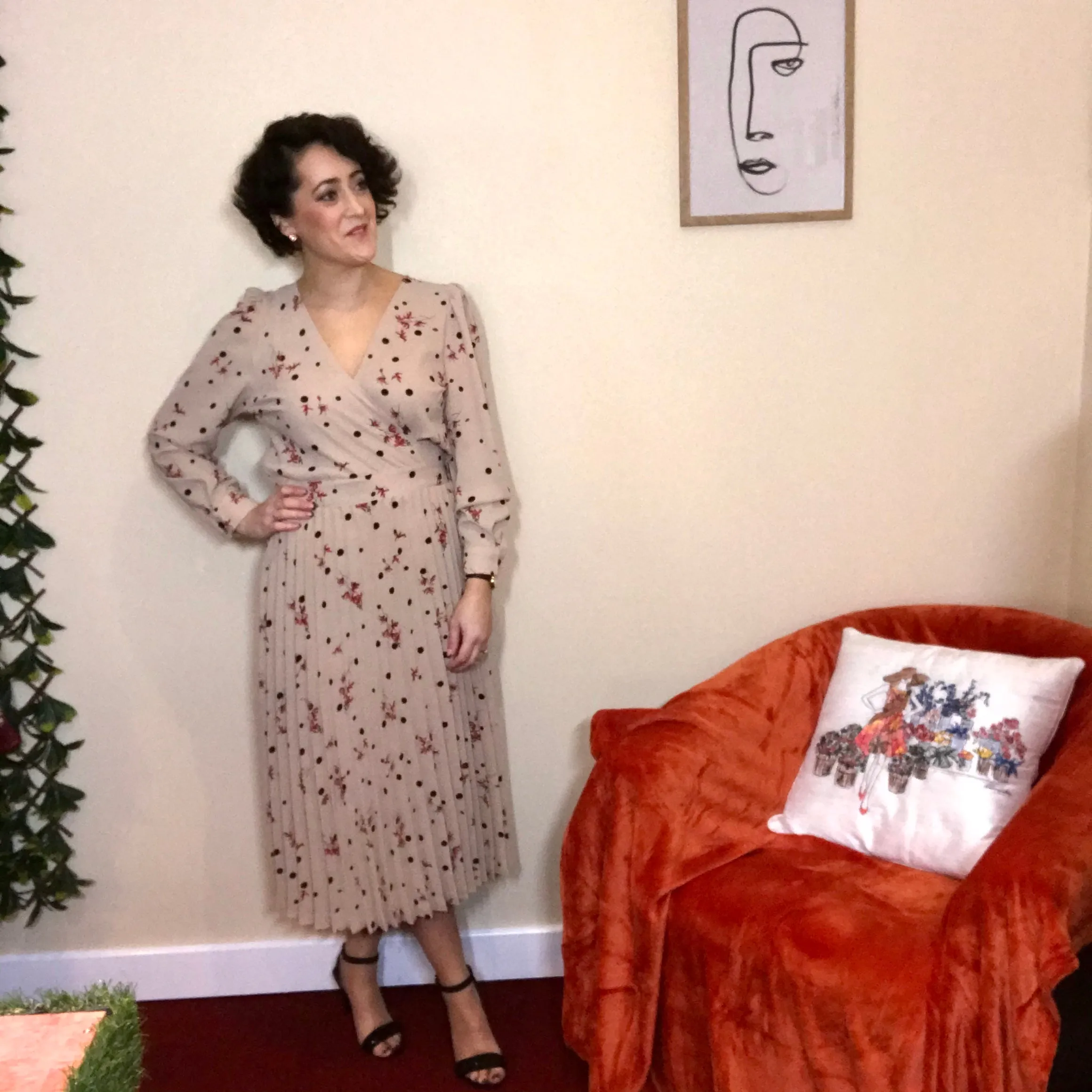 Cindy Cream Pleat Dress