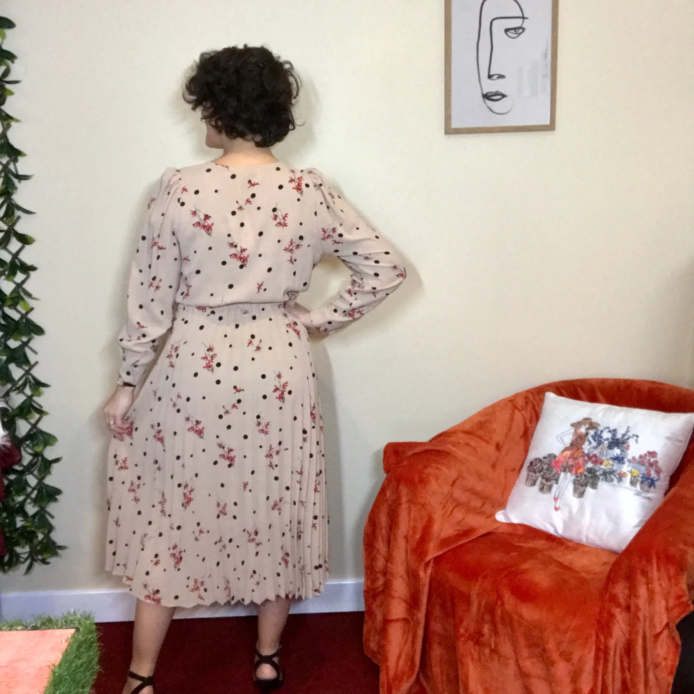Cindy Cream Pleat Dress