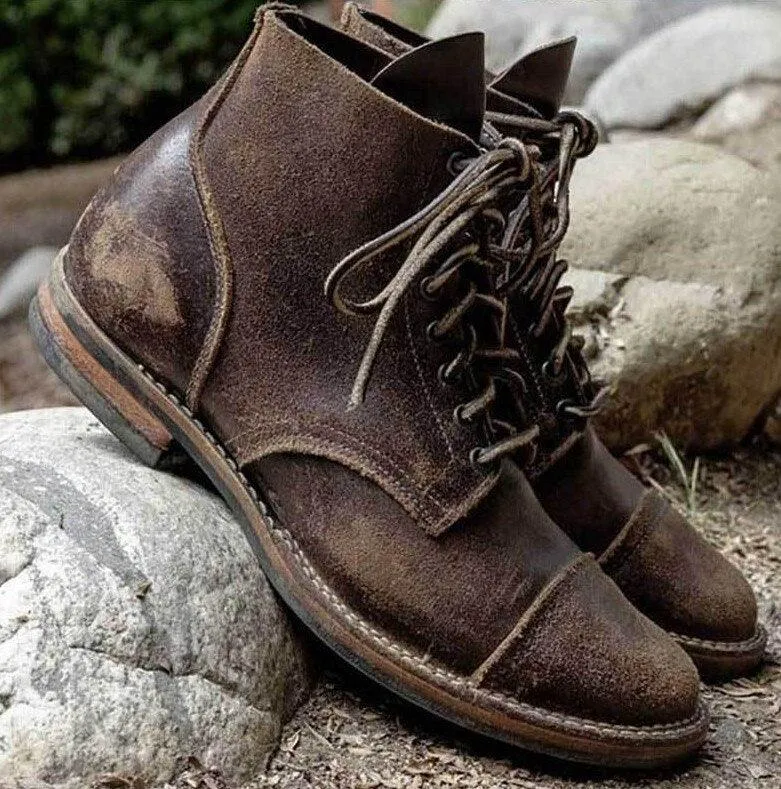 Front strap round toe motorcycle boots