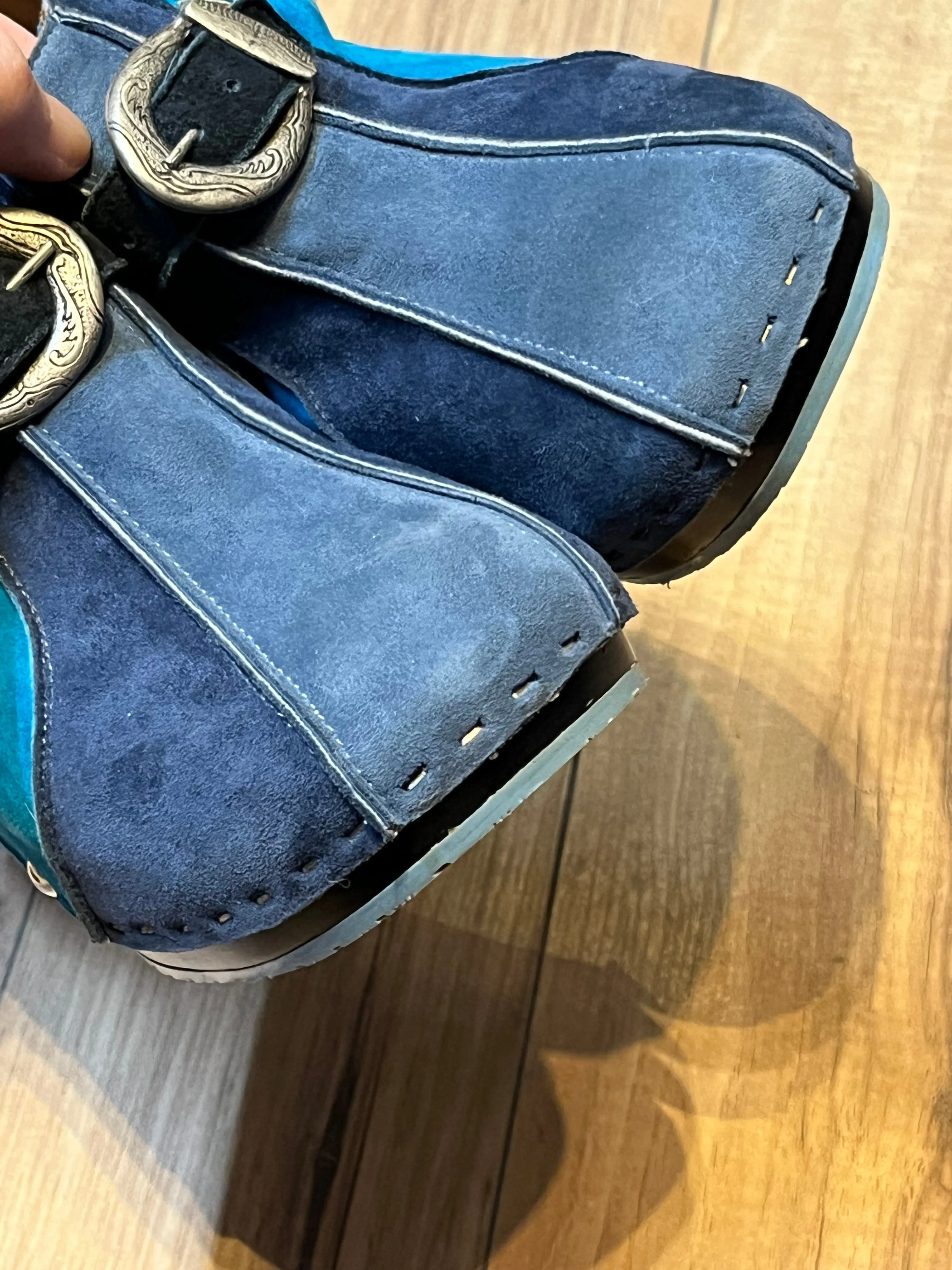 John Fluevog Summer of Love Amor Blue Clog, Made in Peru, Size US Womens 7.5 SOLD