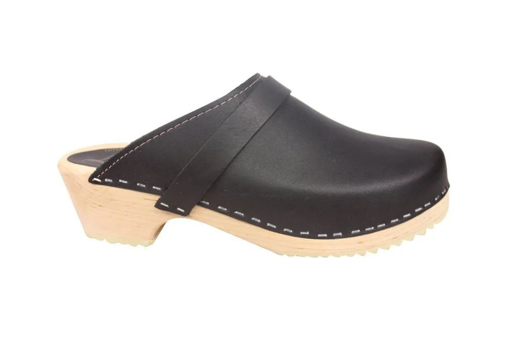 Lotta Clogs: Classic Slip-On (4 colours)