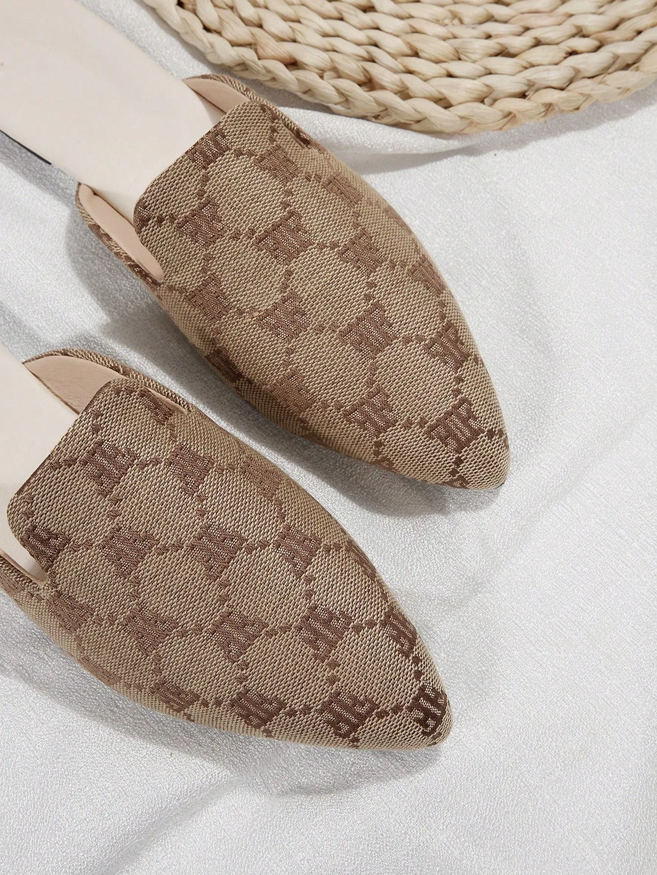 Women Plaid Pattern Point Toe Flat Mules, Elegant Outdoor Flats